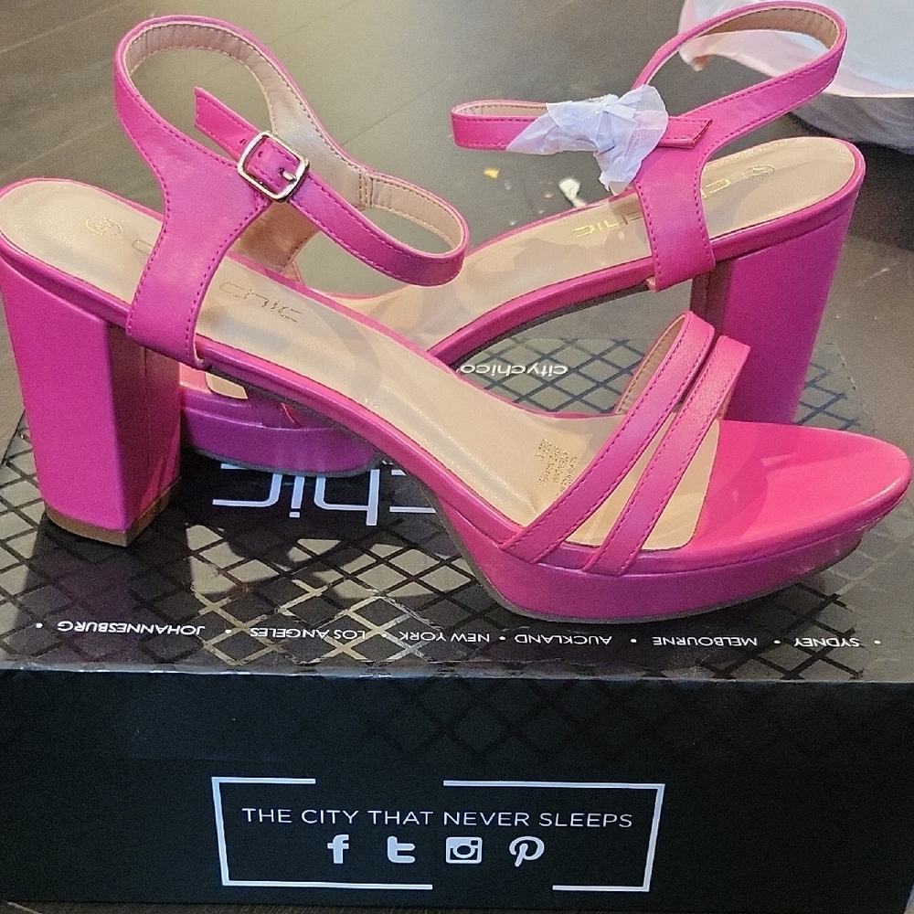 City Chic Pink Leather Platform Sandals with Ankle Strap